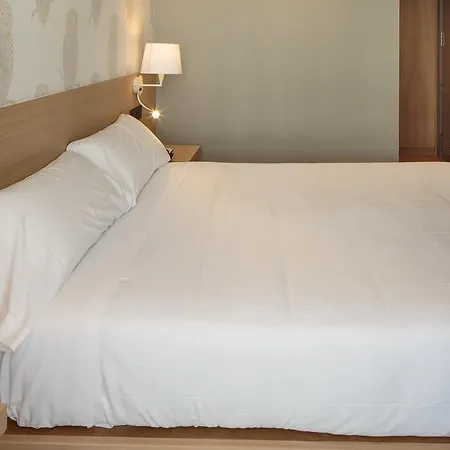 Hotel Atalaia 2*